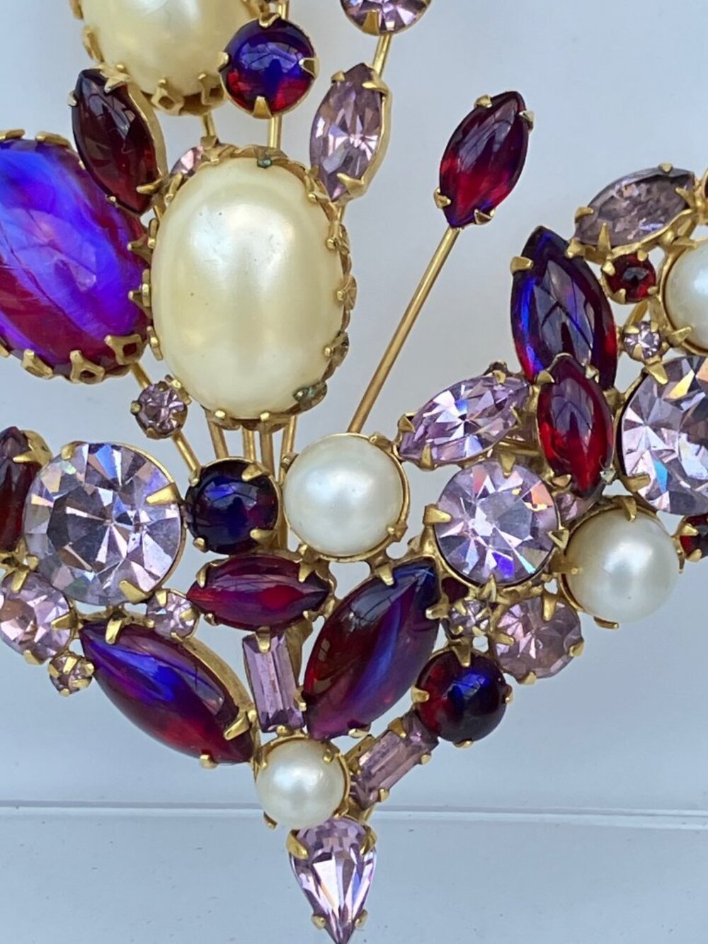 Gold Wire Spray Dragon's Breath Cabochon Pearl Lavender Rhinestone Floral Brooch - Picture 11 of 13
